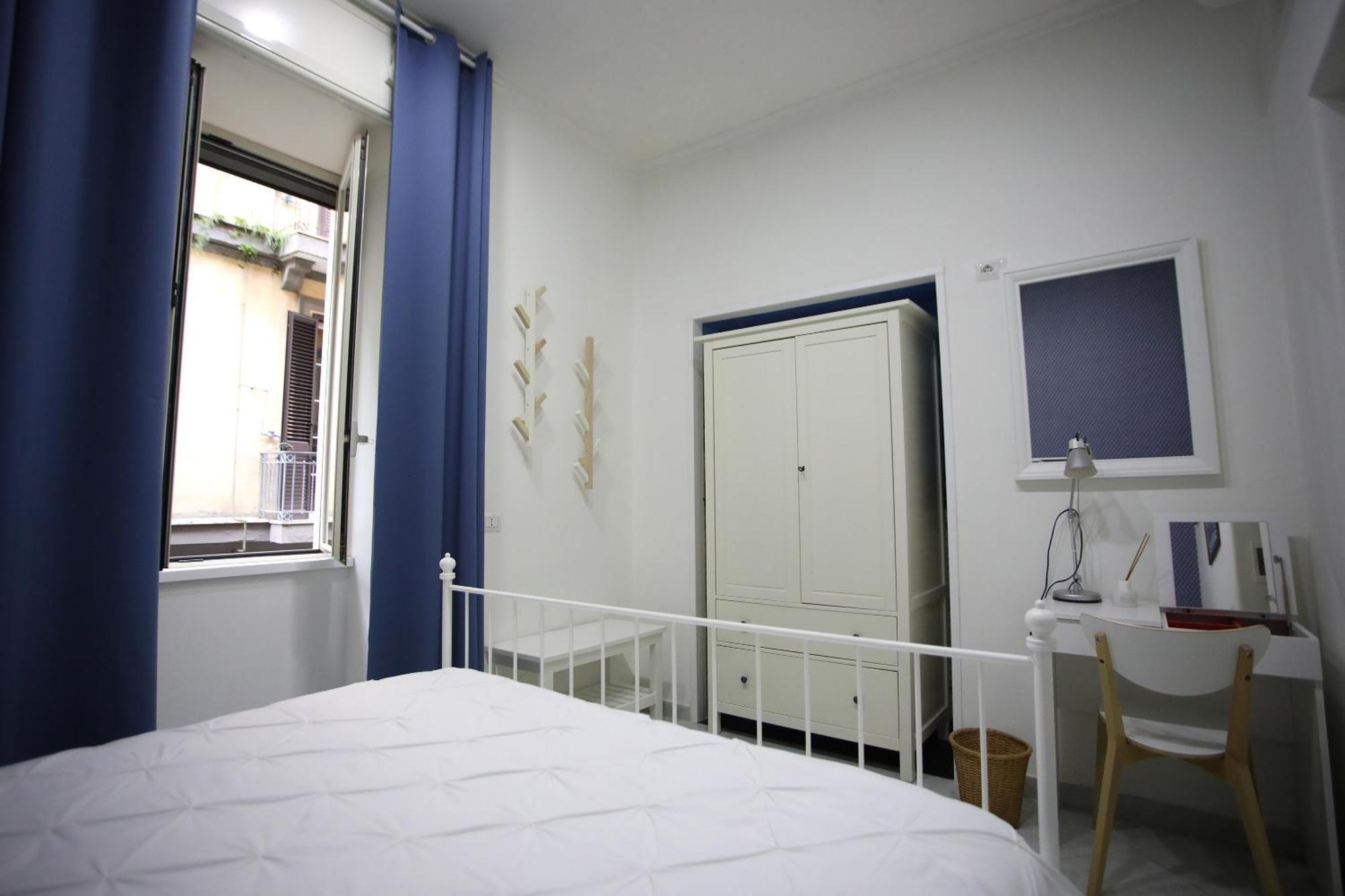 Apartamento La Casa Sulla Nuvola Duomo Centro Storico Di Napoli Exterior foto