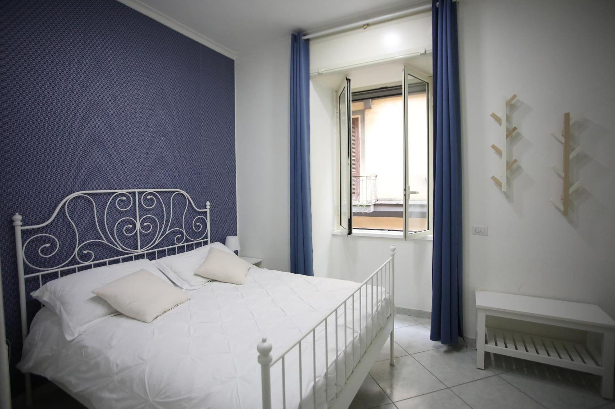 Apartamento La Casa Sulla Nuvola Duomo Centro Storico Di Napoli Exterior foto